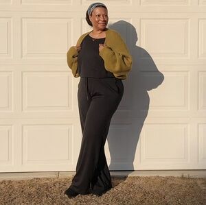 Meet your Posher, April